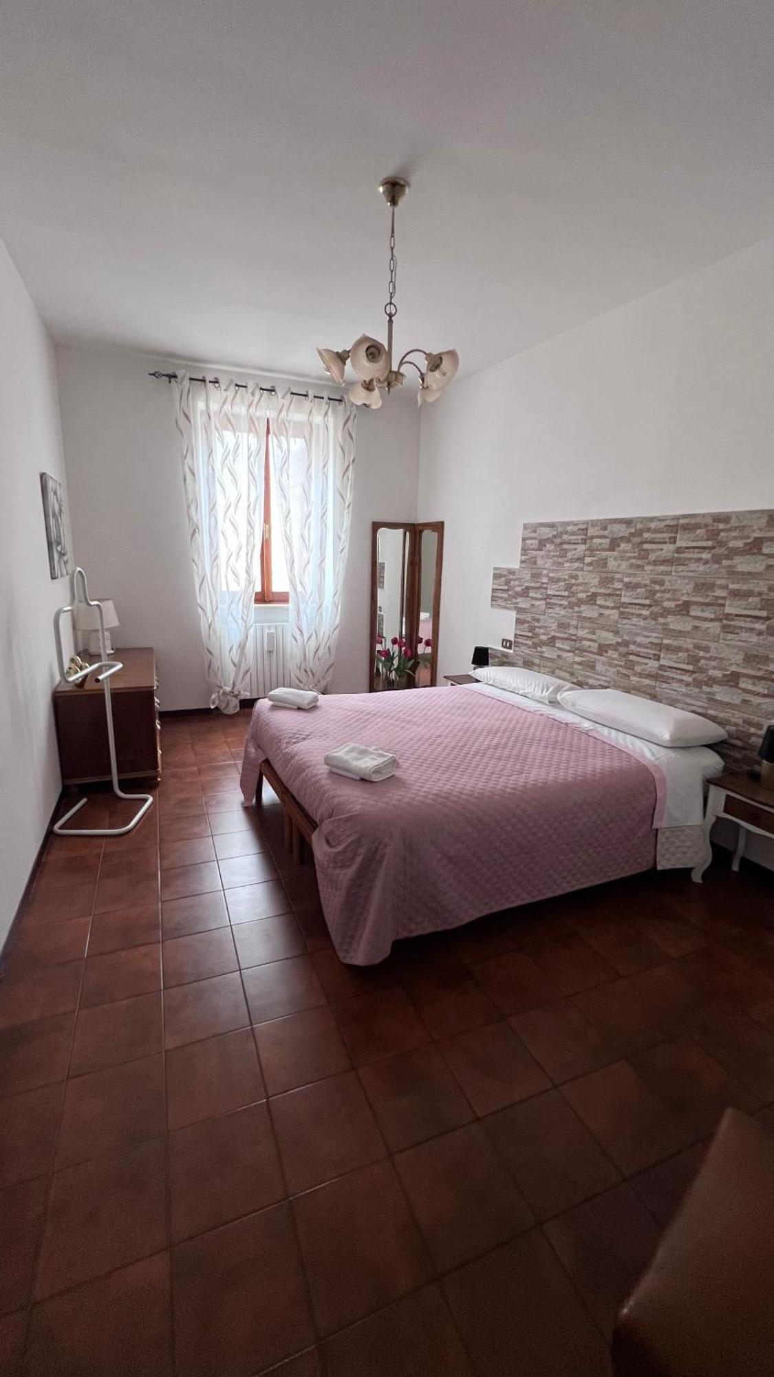 Casa Caterina 2 Storey House, With A Mountain View Toscolano Maderno Ngoại thất bức ảnh